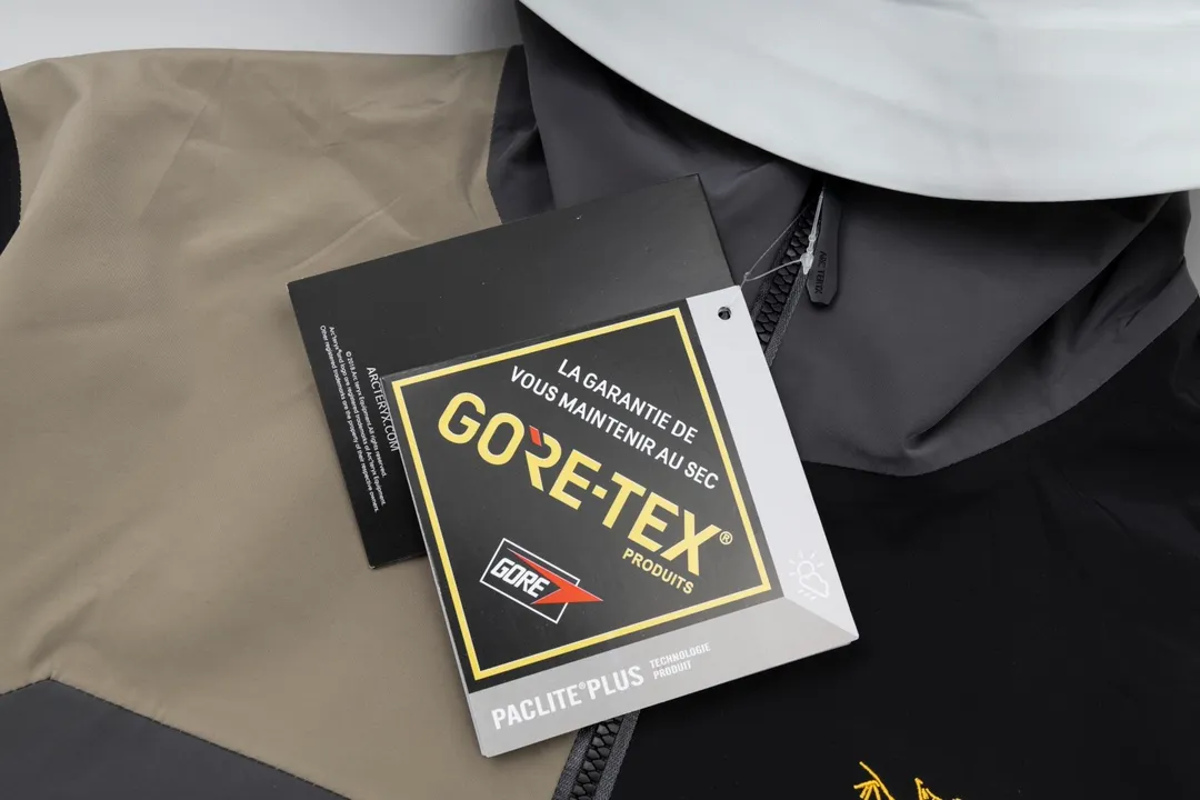 Premium ARC‘TERYX x BEAMS BETA JACKET 2ss FW ， ， ， ， ZP， ， ， ， ， 。 Gore-Tex ， ， ，Breathable 5000+， C 8 ， 。 。 。 Authenticykk logo 0.1 ， ， 1 1W+， ！ ： ， ， ， ， ， ， ， ， ！ ， ， 。 ， ， ， ～
